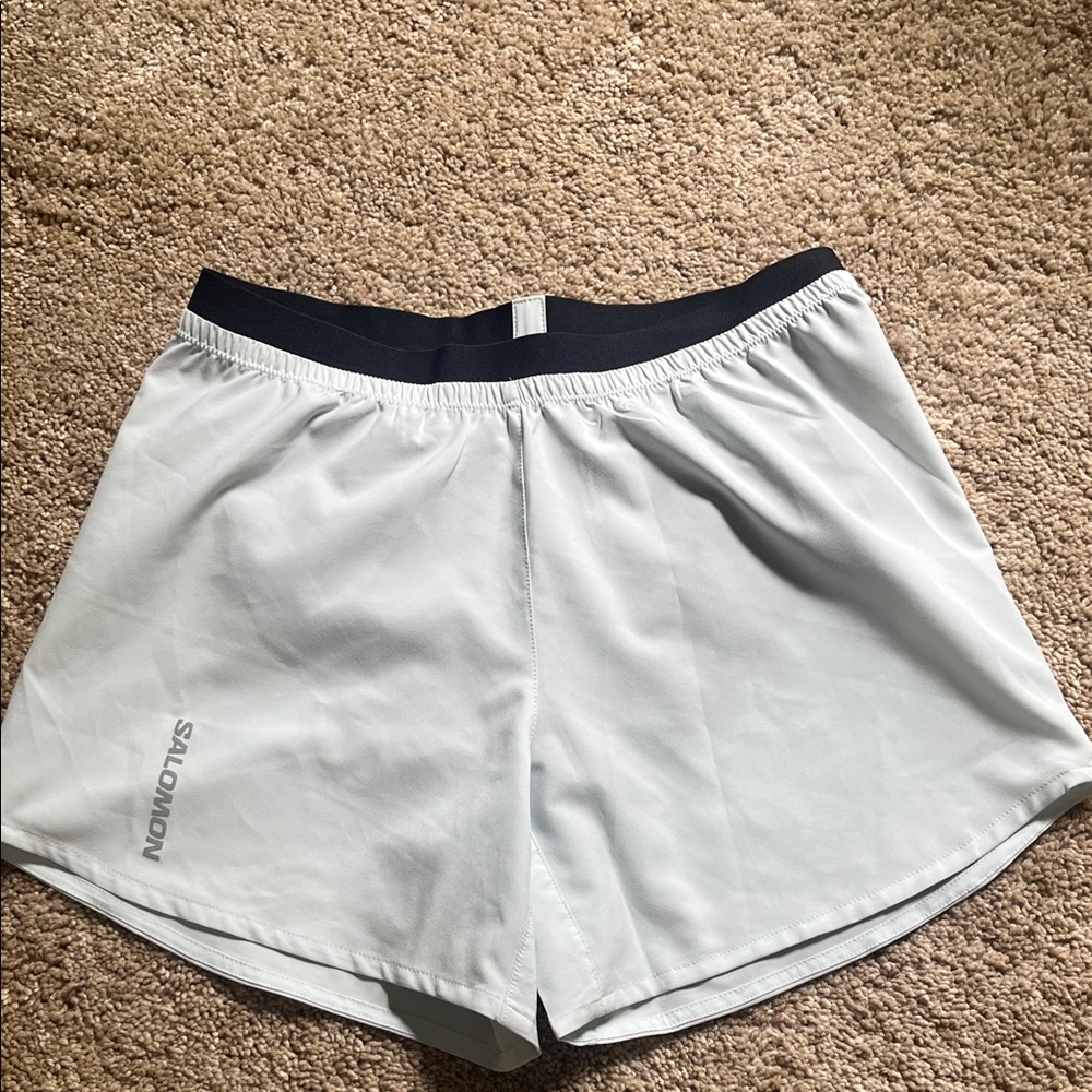 NWT Salomon Cross 5” Women's Light Blue Athletic Shorts